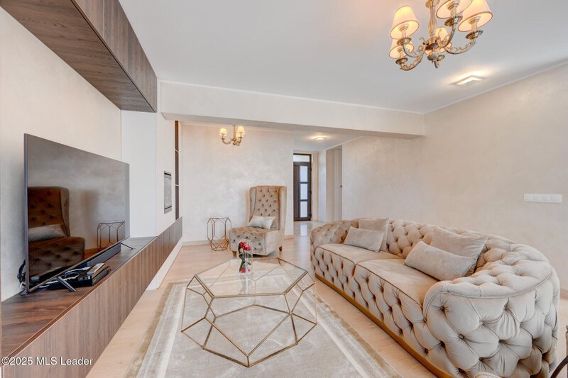 Casa premium in Albert-Ploiesti. Stil si confort aproape de Bucuresti